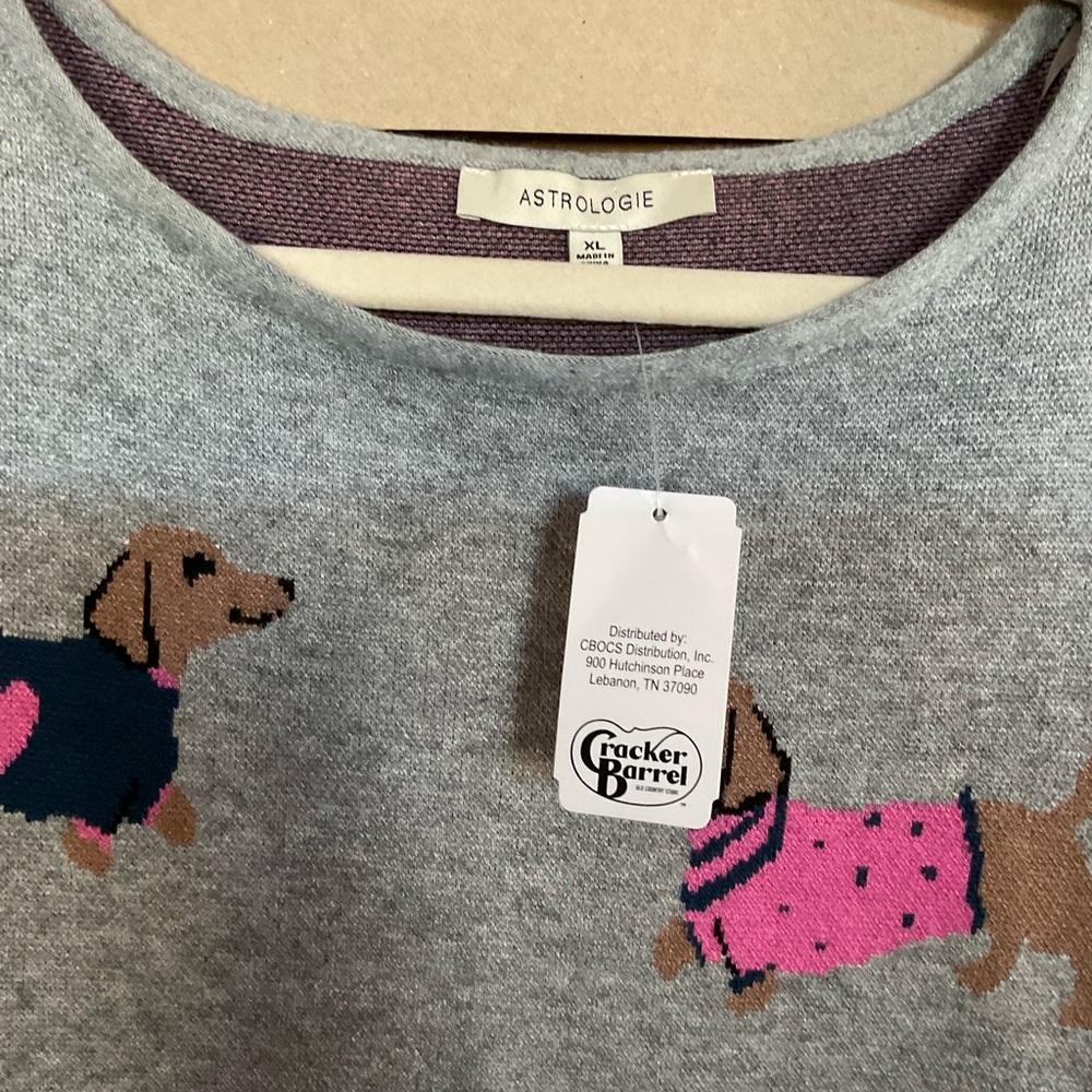Astrologie Gray Sweater with Dachshund Design.  Size XL NWT - Picture 6 of 10